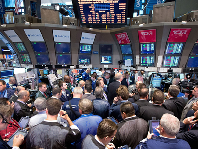 Με μικτά πρόσημα έκλεισε η Wall Street